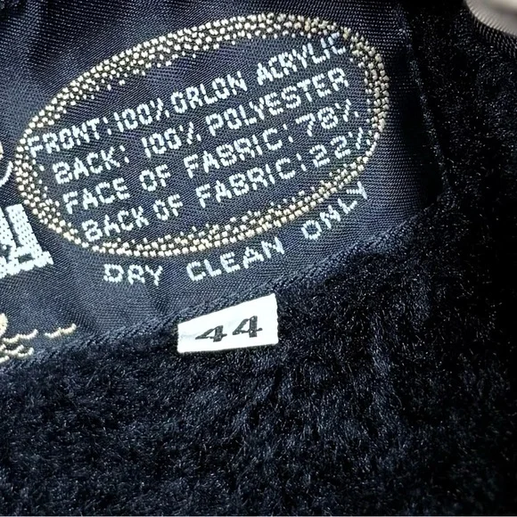 Men's Misty Harbor Size 44 Tan Double-Breasted Trench Coat - Picture 6 of 16